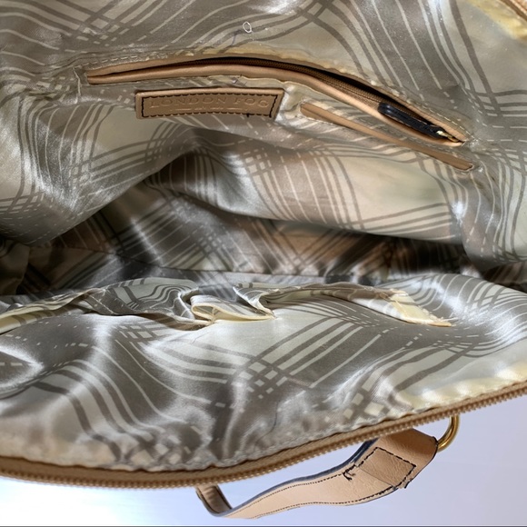 London Fog Faux Leather Purse‎ - Picture 3 of 8